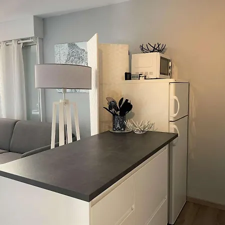 Cosy, 2 Pers, Proche Port, Plages Et Centre, Cap D'agde - Fr-1-249-365 Agde